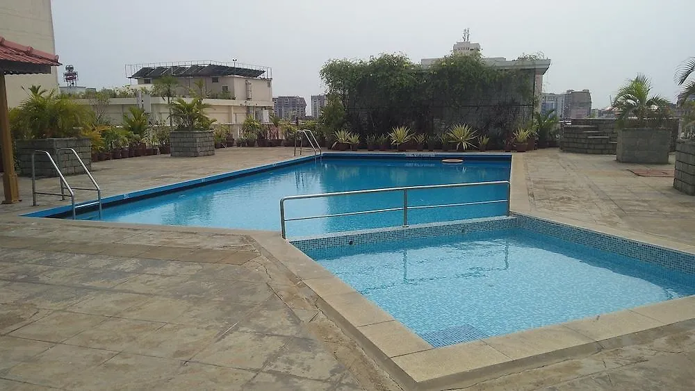 Hotel Abad Plaza Kochi