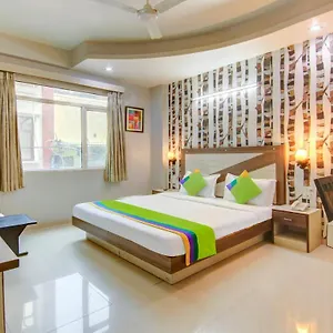 Treebo Rockwell Plaza India