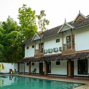 Vajra Ayurveda And Yoga Retreat Aparthotel