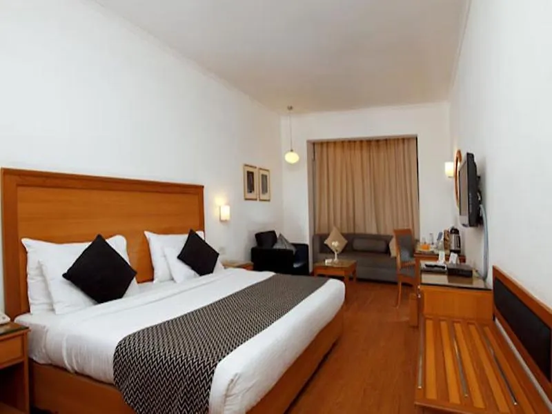 Hotel Abad Plaza Kochi