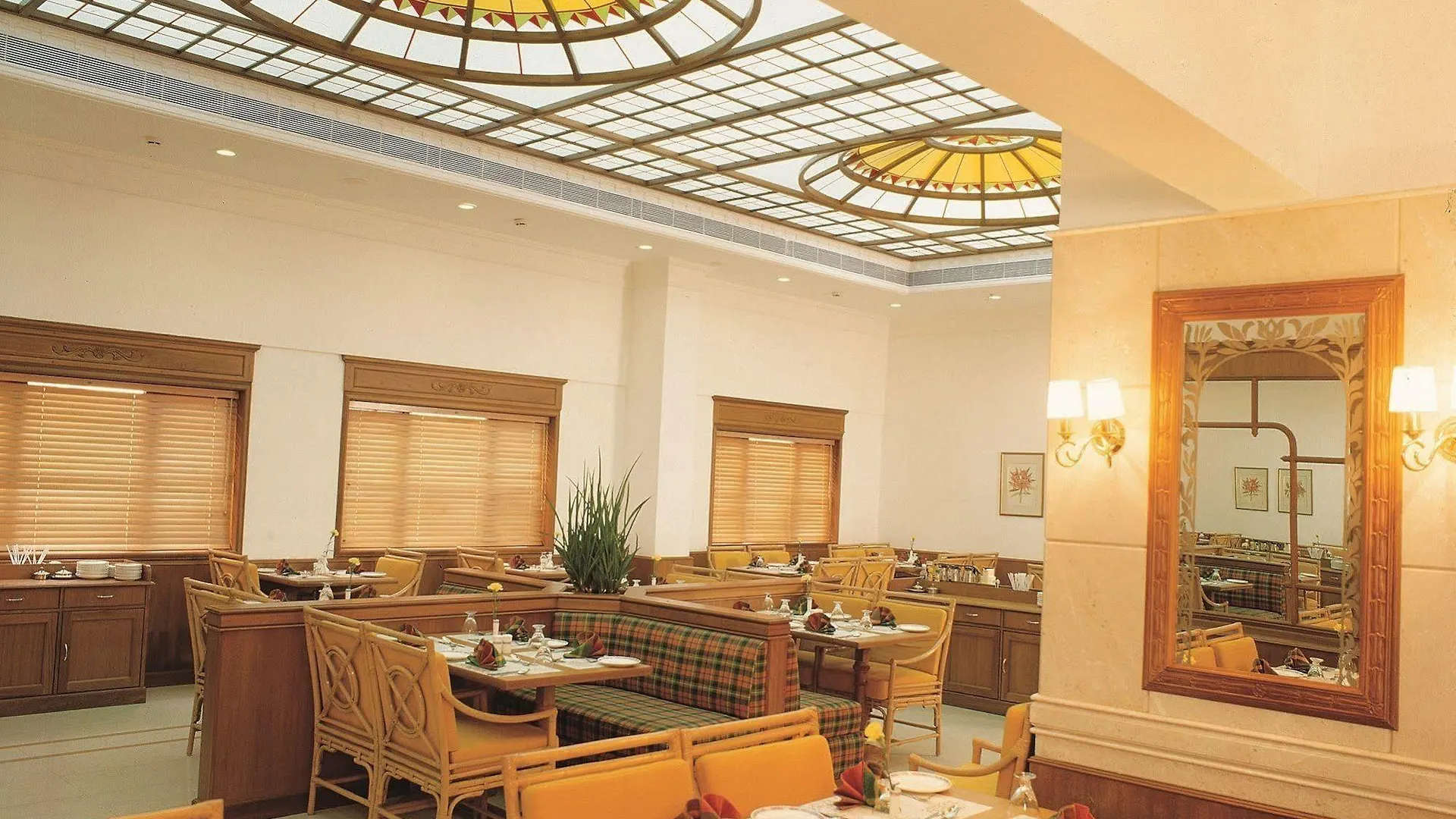 Hotel Abad Plaza Kochi