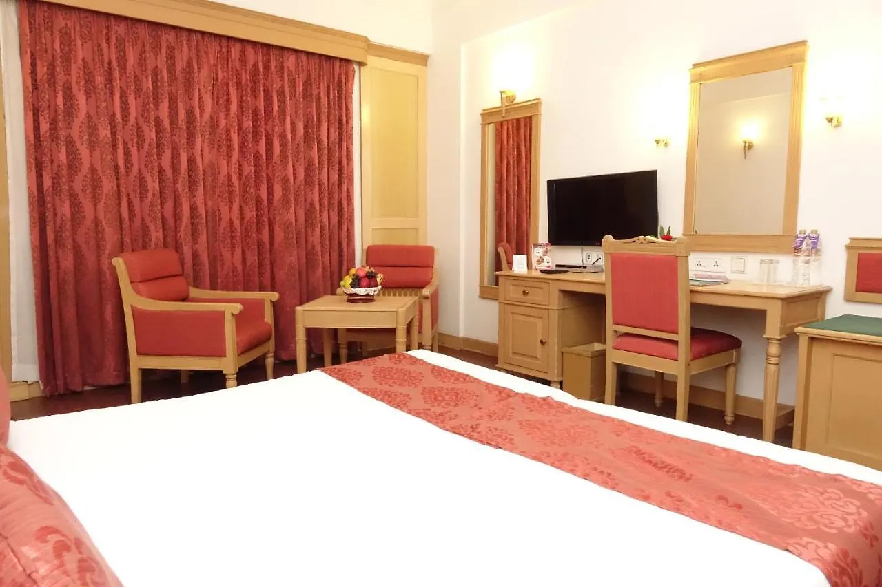 Hotel Abad Plaza Kochi